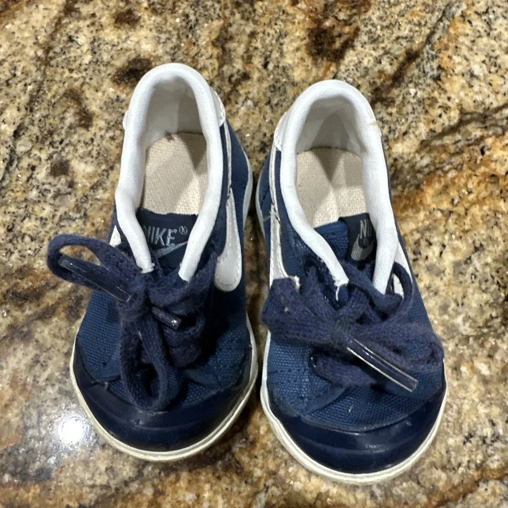Vintage 1983 Nike Toddler Shoes 830204 TH4 Navy Canvas White Swoosh Kids